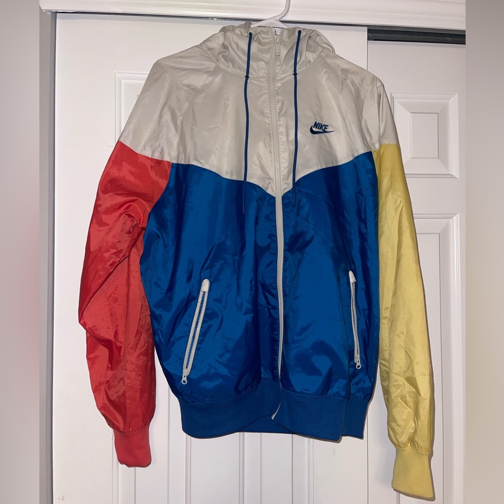 Men’s Nike Windbreaker